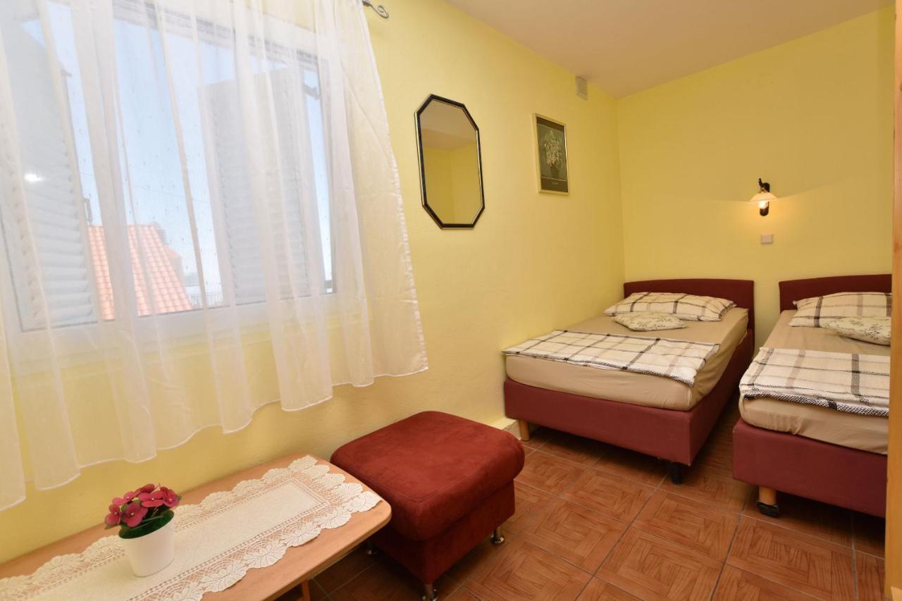 Apartments Jurkic Dolac エクステリア 写真